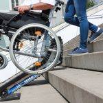 Мобильный лестничный подъёмник для инвалидов